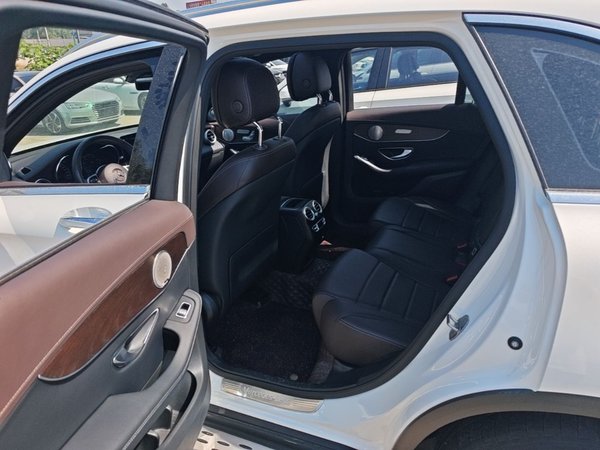 Mercedes-Benz GLC 2021, 65600 км, за 33765 USD - фото 20