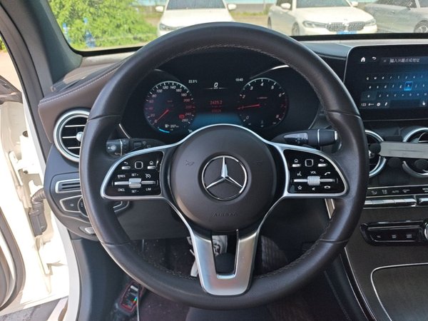Mercedes-Benz GLC 2021, 65600 км, за 33765 USD - фото 14