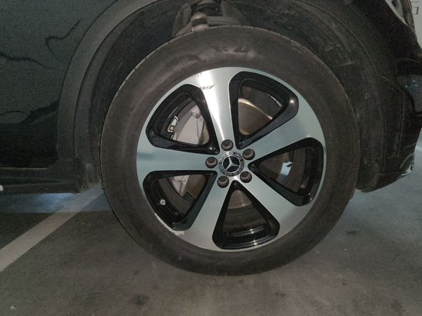 Mercedes-Benz GLC 2022, 26200 км, за 32950 USD