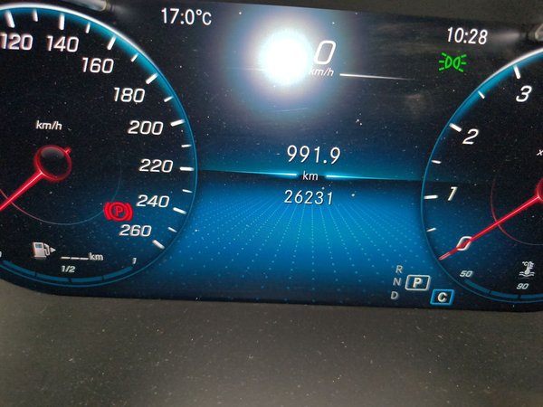 Mercedes-Benz GLC 2022, 26200 км, за 32950 USD - фото 9