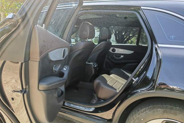 Mercedes-Benz GLC 2022, 33000 км, за 38046 USD - фото 11