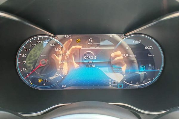Mercedes-Benz GLC 2022, 33000 км, за 38046 USD - фото 7