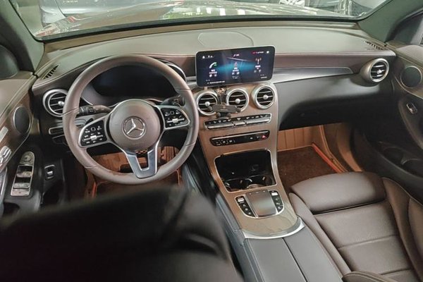 Mercedes-Benz GLC 2022, 34900 км, за 37071 USD - фото 12