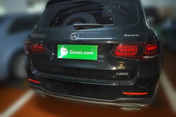 Mercedes-Benz GLC 2022, 38300 км, за 34498 USD