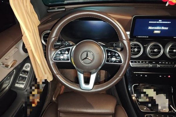 Mercedes-Benz GLC 2022, 38300 км, за 34498 USD - фото 11