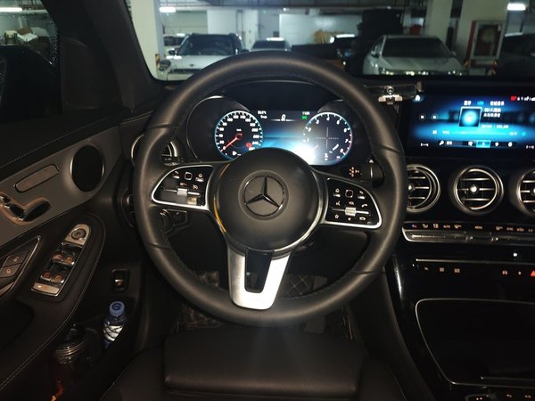 Mercedes-Benz GLC 2022, 46200 км, за 32886 USD - фото 11
