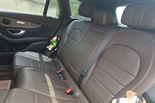 Mercedes-Benz GLC 2022, 57100 км, за 31857 USD - фото 17