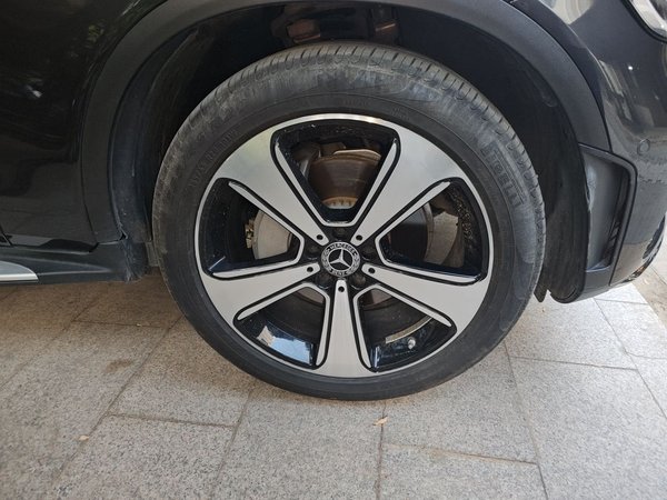 Mercedes-Benz GLC 2022, 35600 км, за 36200 USD - фото 8