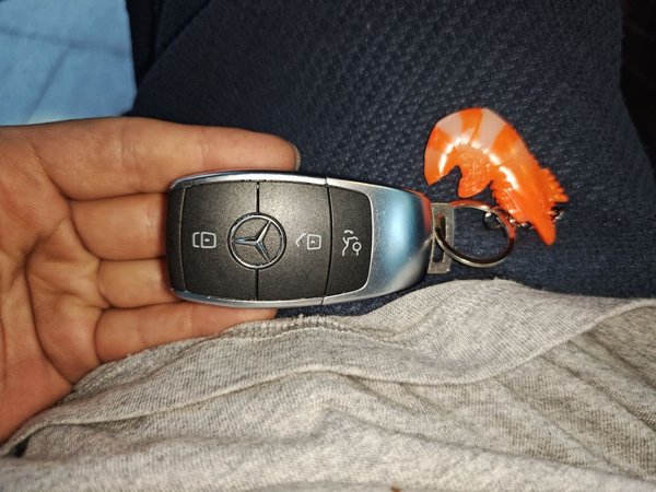Mercedes-Benz GLC 2022, 35600 км, за 36200 USD - фото 9