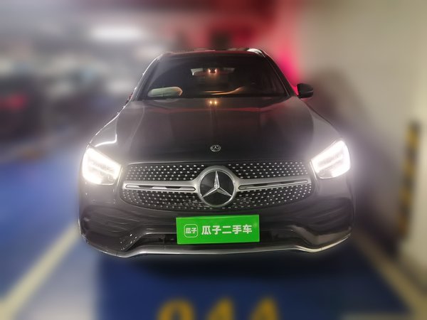 Mercedes-Benz GLC 2022, 54500 км, за 32700 USD