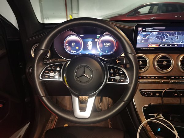 Mercedes-Benz GLC 2022, 54500 км, за 32700 USD - фото 11