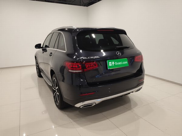 Mercedes-Benz GLC 2022, 54600 км, за 34577 USD
