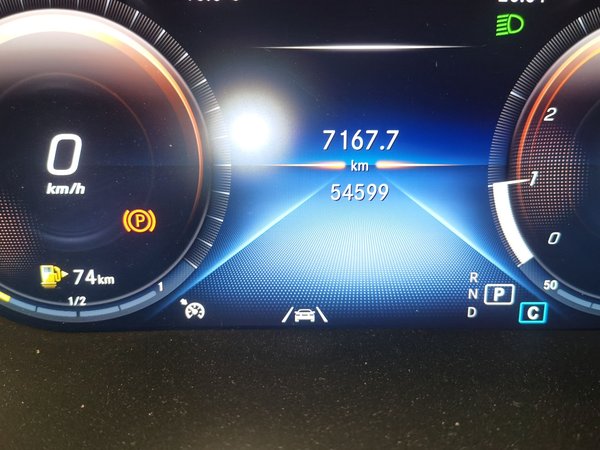 Mercedes-Benz GLC 2022, 54600 км, за 34577 USD - фото 11