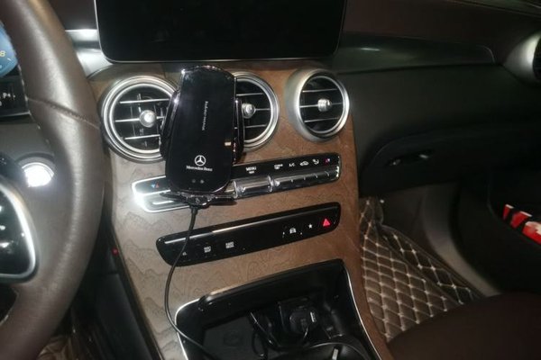 Mercedes-Benz GLC 2022, 10600 км, за 42802 USD - фото 12