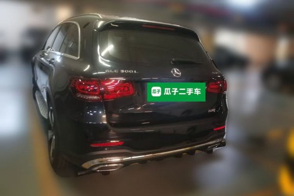 Mercedes-Benz GLC 2022, 10600 км, за 42802 USD