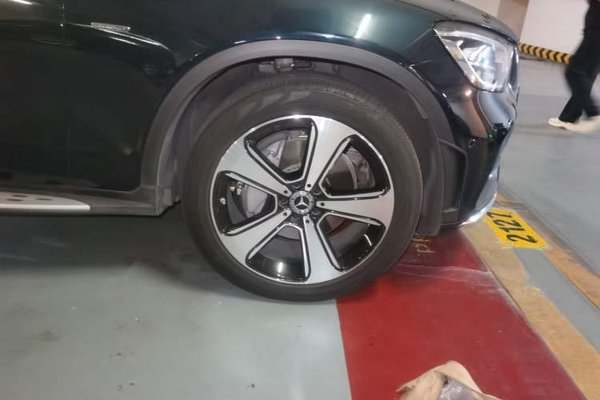 Mercedes-Benz GLC 2022, 10600 км, за 42802 USD - фото 8