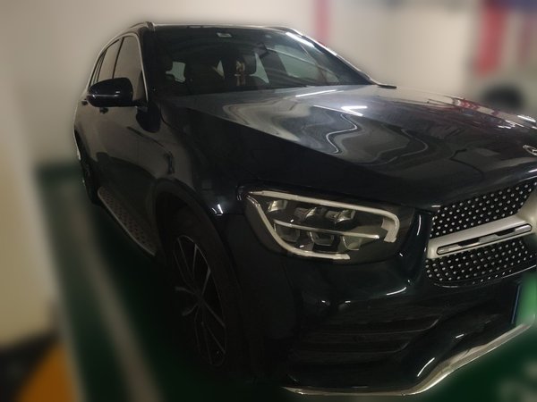 Mercedes-Benz GLC 2022, 76100 км, за 33151 USD