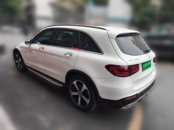 Mercedes-Benz GLC 2022, 13500 км, за 37774 USD