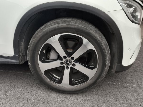 Mercedes-Benz GLC 2022, 13500 км, за 37774 USD - фото 8