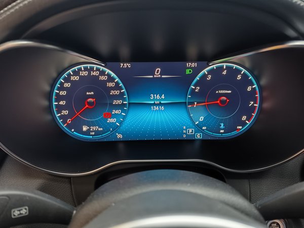 Mercedes-Benz GLC 2022, 13500 км, за 37774 USD - фото 12