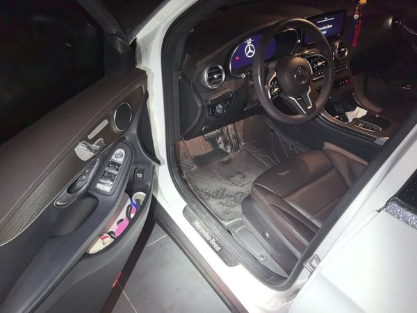 Mercedes-Benz GLC 2022, 24200 км, за 33931 USD - фото 17