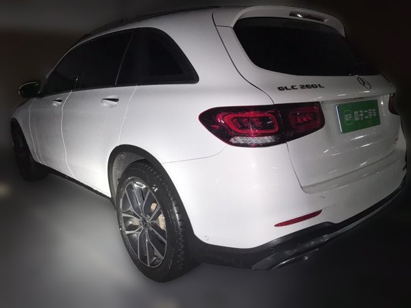 Mercedes-Benz GLC 2022, 24200 км, за 33931 USD