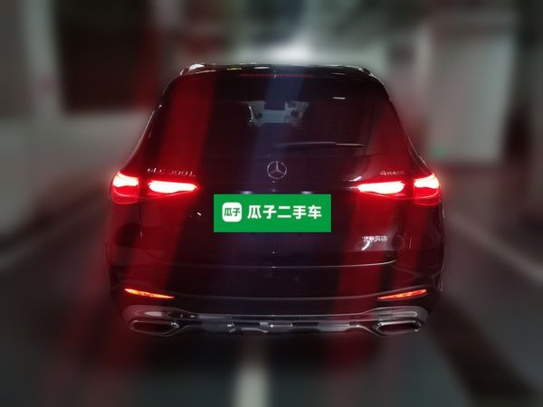 Mercedes-Benz GLC 2023, 21500 км, за 46406 USD