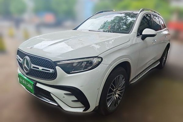 Mercedes-Benz GLC · 2023 год