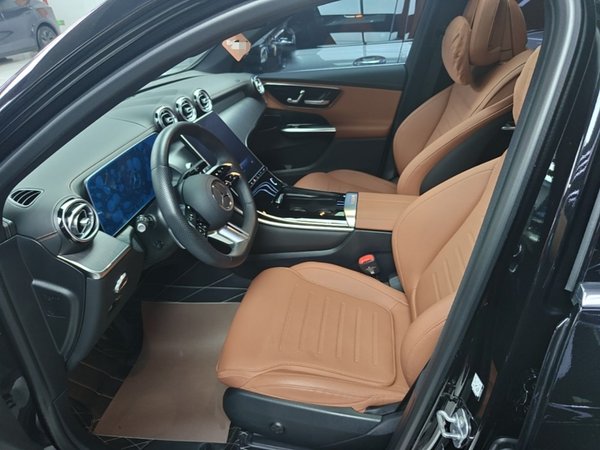Mercedes-Benz GLC 2024, 17900 км, за 44889 USD - фото 18