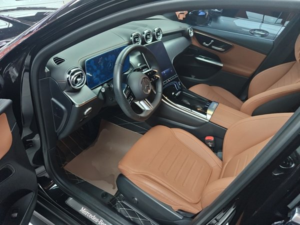Mercedes-Benz GLC 2024, 17900 км, за 44889 USD - фото 19