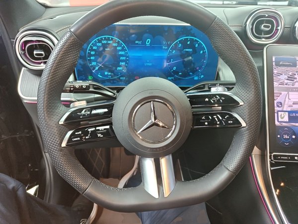 Mercedes-Benz GLC 2024, 17900 км, за 44889 USD - фото 14