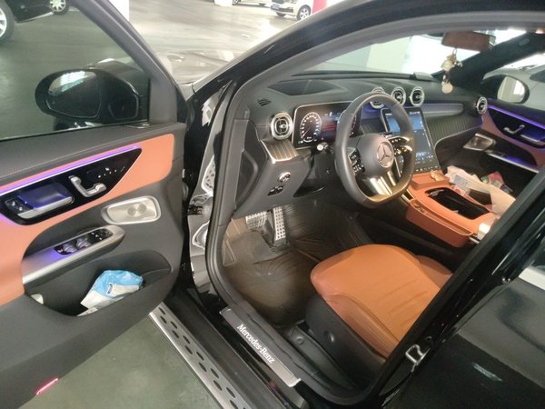 Mercedes-Benz GLC 2024, 28600 км, за 49501 USD - фото 13
