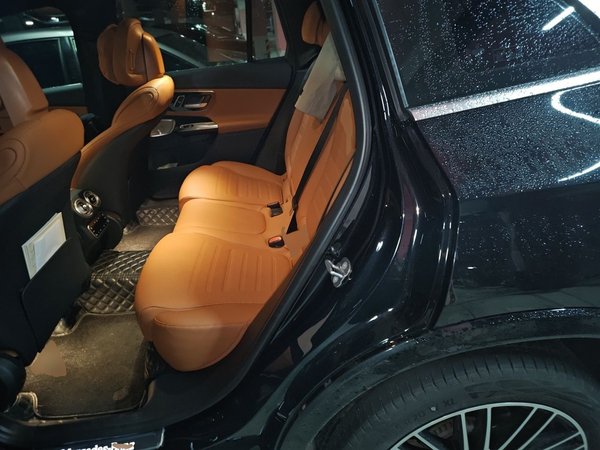 Mercedes-Benz GLC 2024, 51200 км, за 48764 USD - фото 14