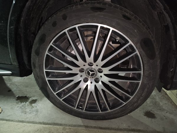 Mercedes-Benz GLC 2024, 51200 км, за 48764 USD