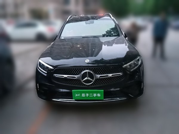 Mercedes-Benz GLC 2024, 8100 км, за 48604 USD