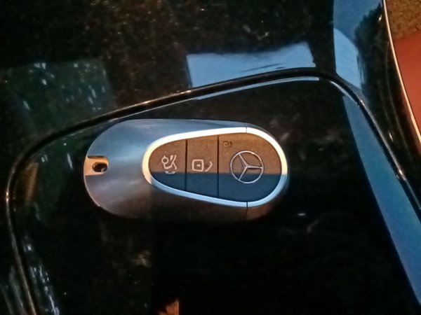 Mercedes-Benz GLC 2024, 8100 км, за 48604 USD - фото 9