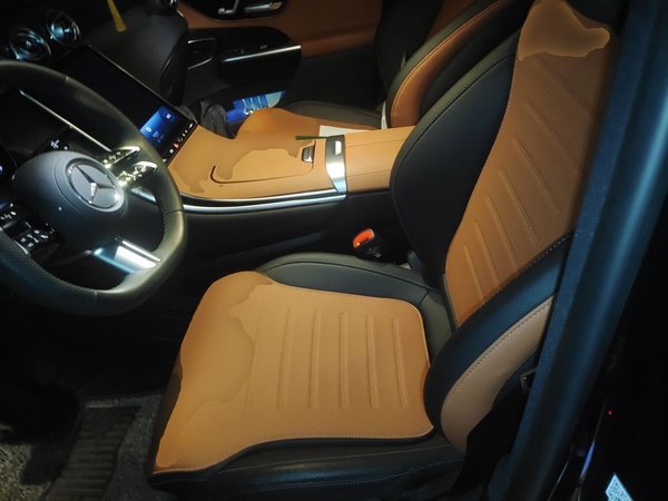 Mercedes-Benz GLC 2024, 8500 км, за 44192 USD - фото 16