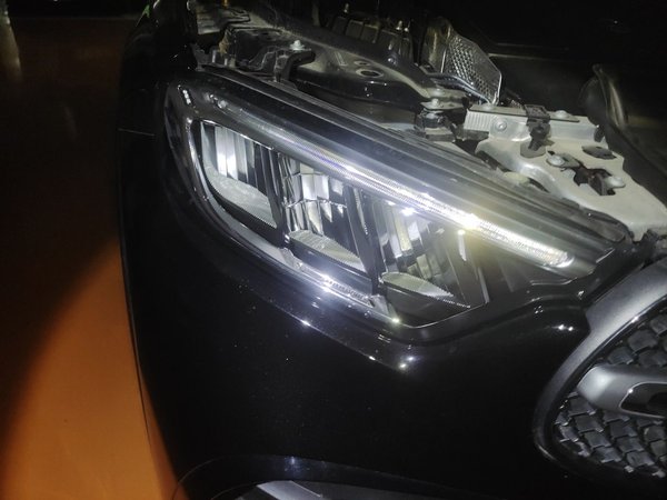 Mercedes-Benz GLC 2024, 8500 км, за 44192 USD - фото 7
