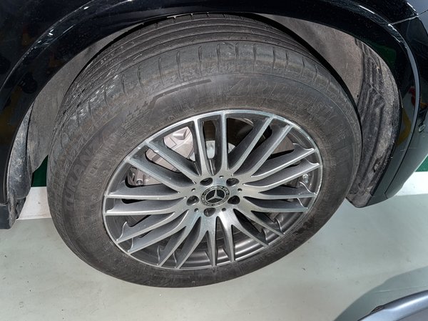 Mercedes-Benz GLC 2025, 9900 км, за 52010 USD - фото 11