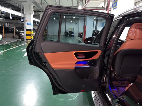 Mercedes-Benz GLC 2025, 9900 км, за 52010 USD - фото 27