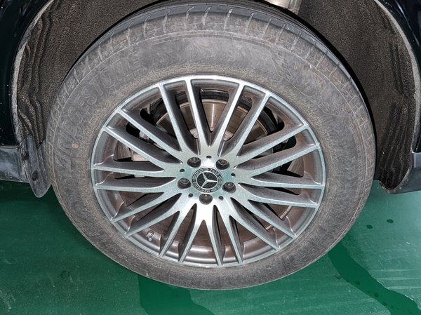 Mercedes-Benz GLC 2025, 9900 км, за 52010 USD - фото 6