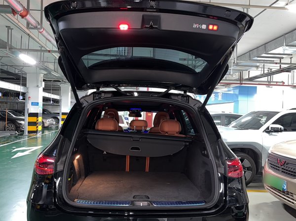 Mercedes-Benz GLC 2025, 9900 км, за 52010 USD - фото 25