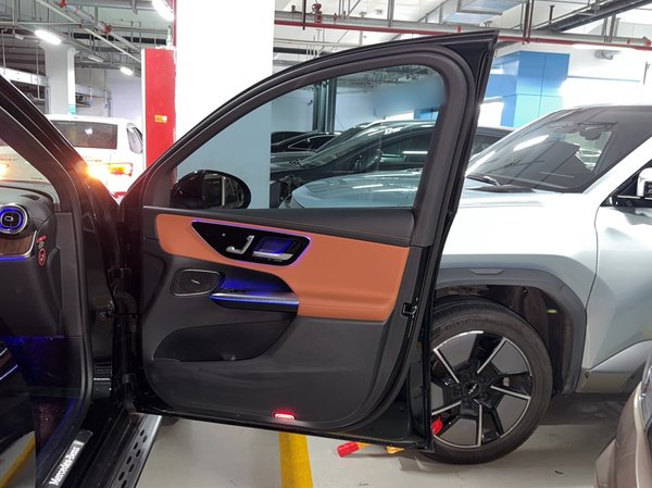 Mercedes-Benz GLC 2025, 9900 км, за 52010 USD - фото 24