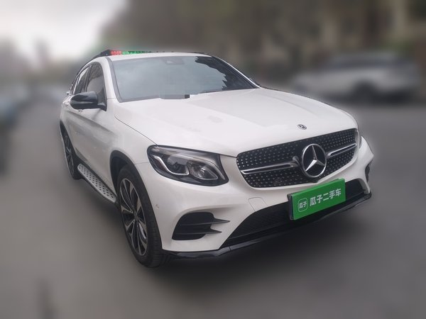 Mercedes-Benz GLC Coupe 2017, 48200 км, за 21073 USD