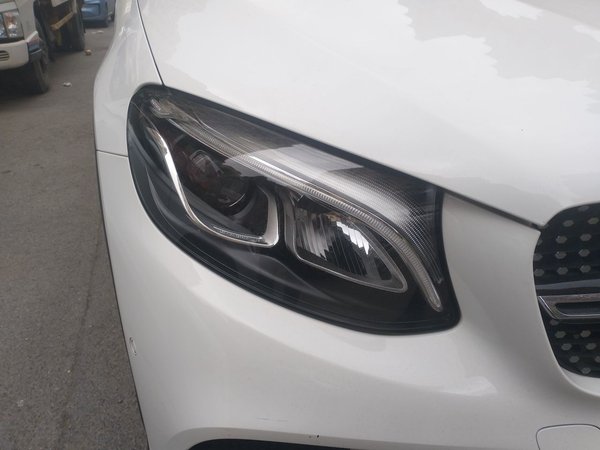 Mercedes-Benz GLC Coupe 2017, 48200 км, за 21073 USD - фото 7