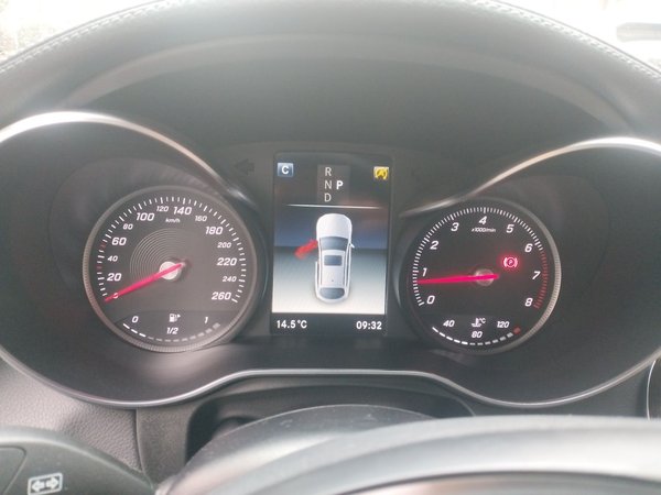 Mercedes-Benz GLC Coupe 2017, 48200 км, за 21073 USD - фото 12