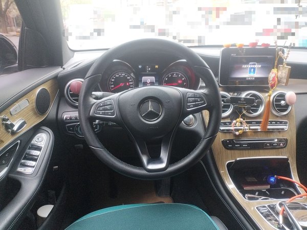 Mercedes-Benz GLC Coupe 2017, 48200 км, за 21073 USD - фото 11