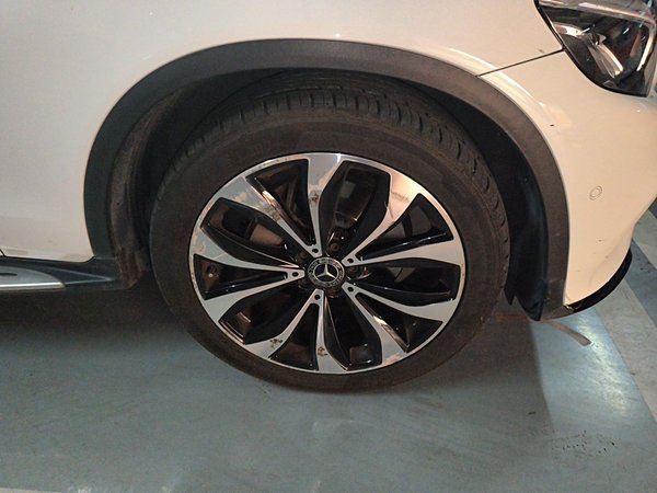 Mercedes-Benz GLC Coupe 2019, 65300 км, за 22573 USD