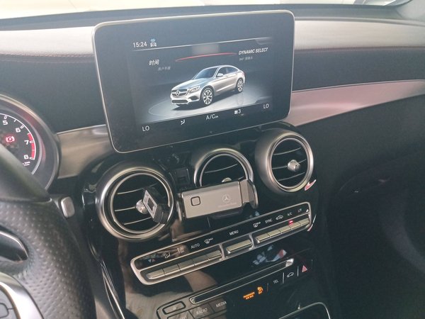 Mercedes-Benz GLC Coupe AMG 2017, 106800 км, за 28946 USD - фото 15