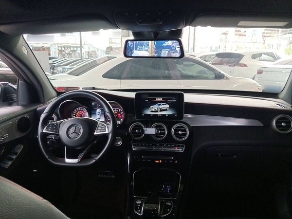 Mercedes-Benz GLC Coupe AMG 2017, 106800 км, за 28946 USD - фото 21